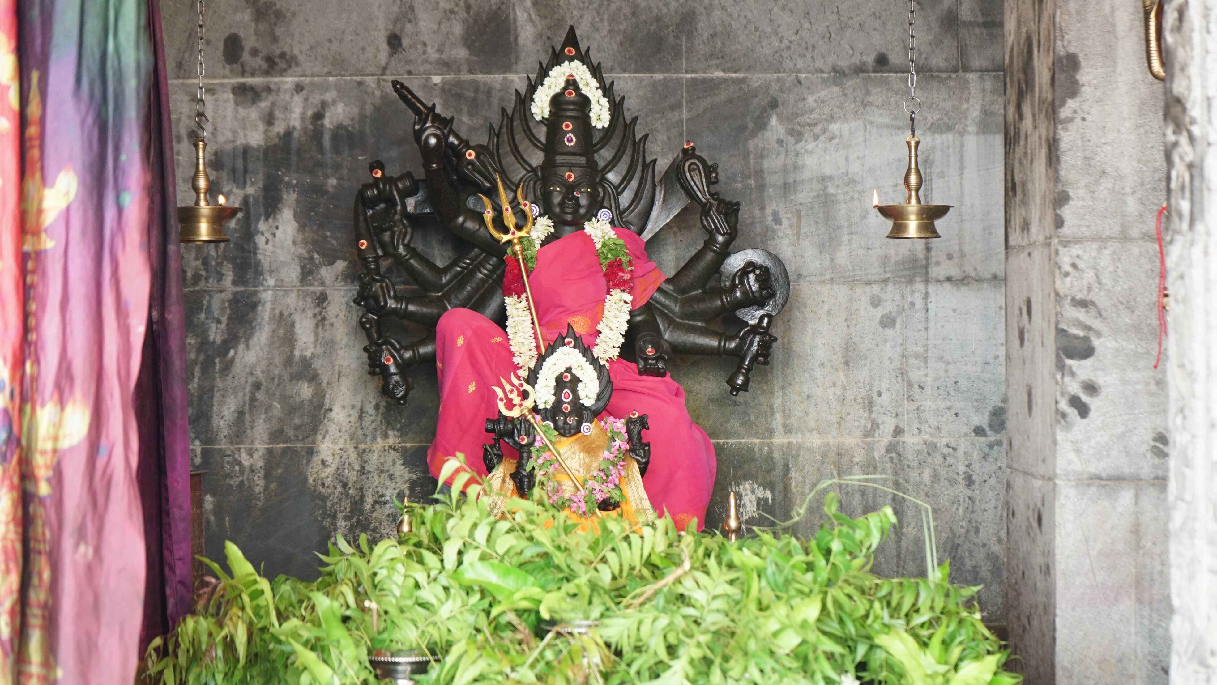 Temple Gallery 3