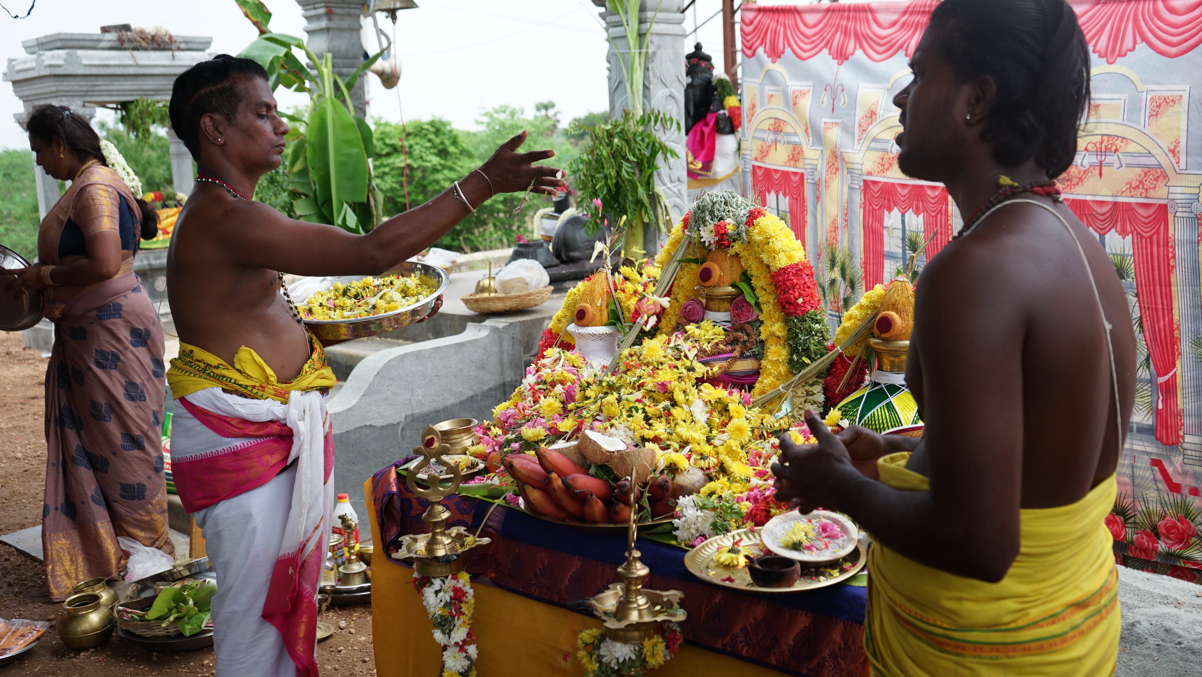 Special Alankaram - Majestic Divine Pose